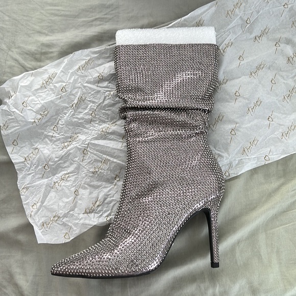 Thalia Sodi Raquell Booties - Picture 2 of 4